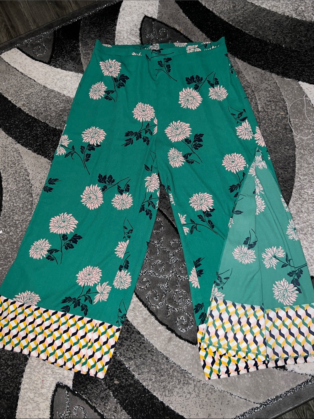 Forever 21 Plus Size Green Pants with Slit